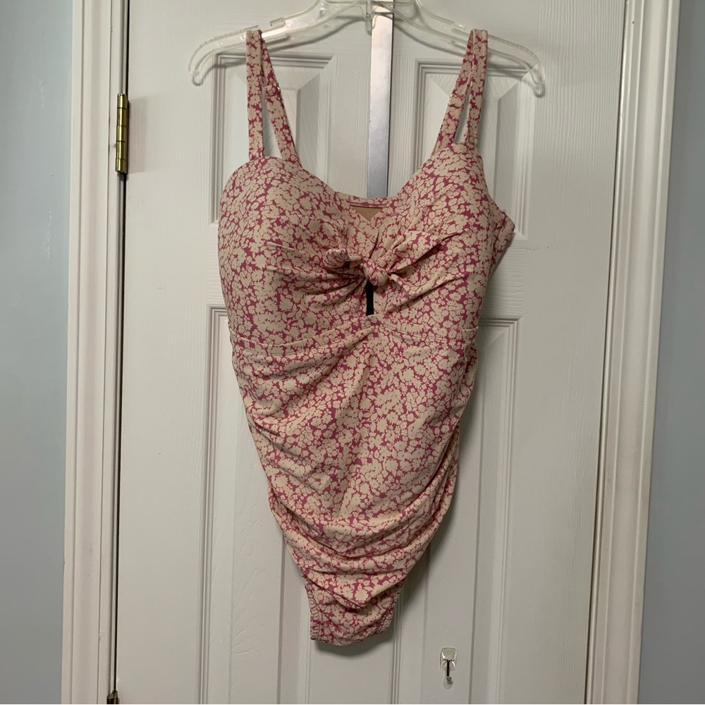Kona Sol Pink and Cream Floral Swimsuit 18